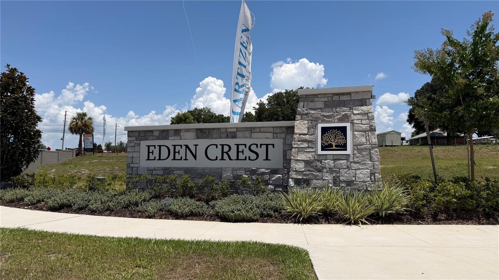 EDEN CREST TOWNHOMES - Residential Lease