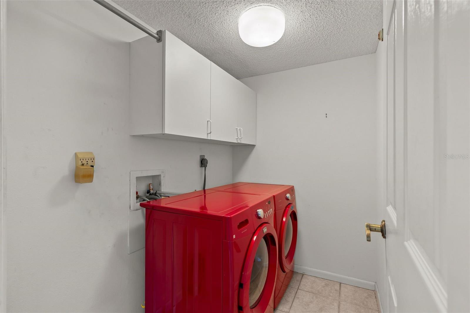 BRYNNWOOD CONDO 1 - Residential