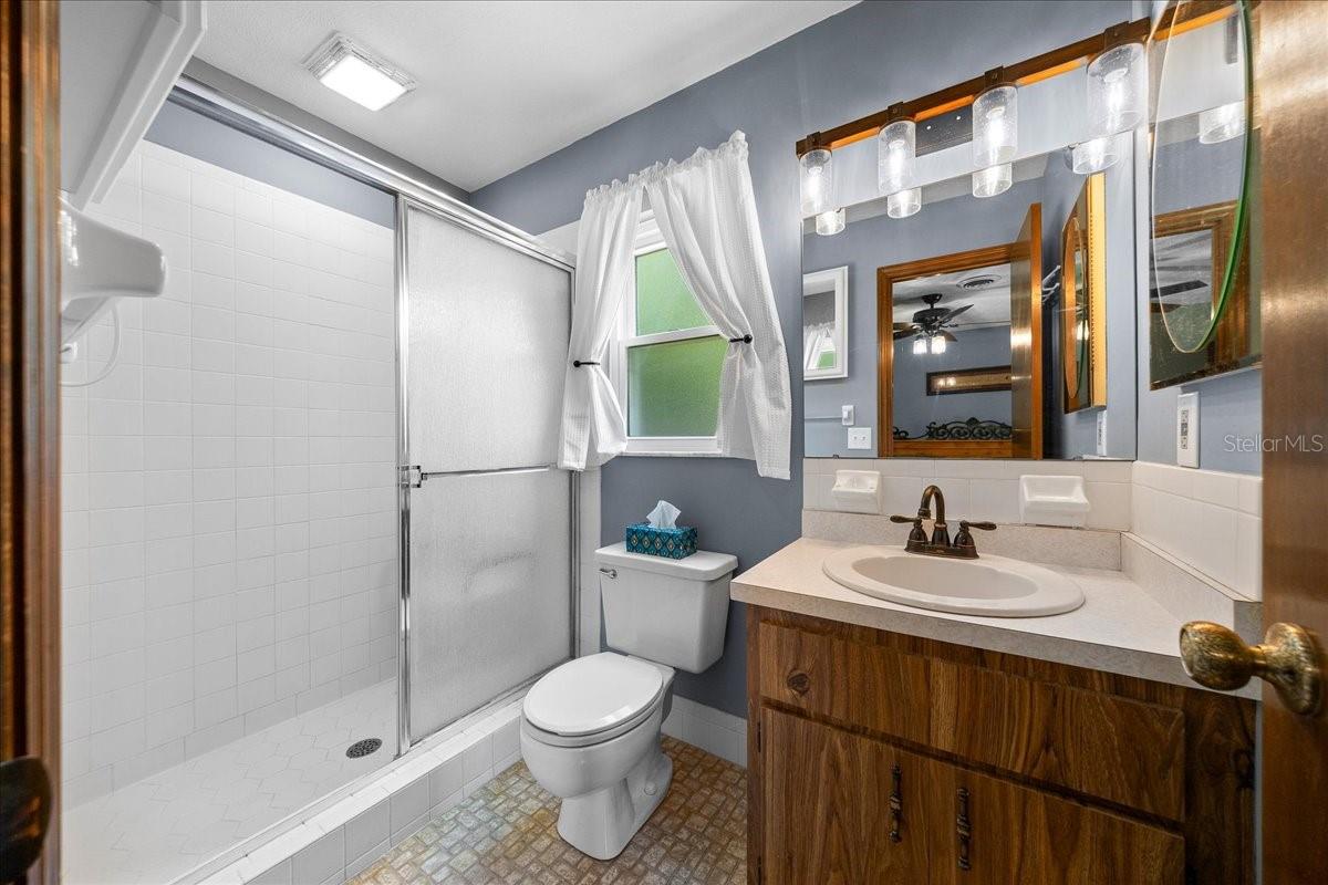 SILVER SPGS SHORES UN 22 - Residential