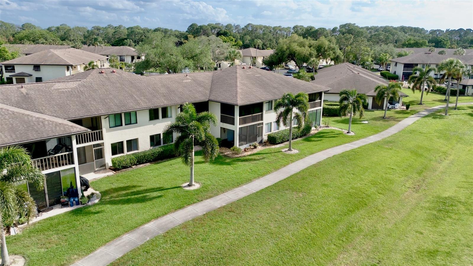 LONGWATER CHASE - Residential