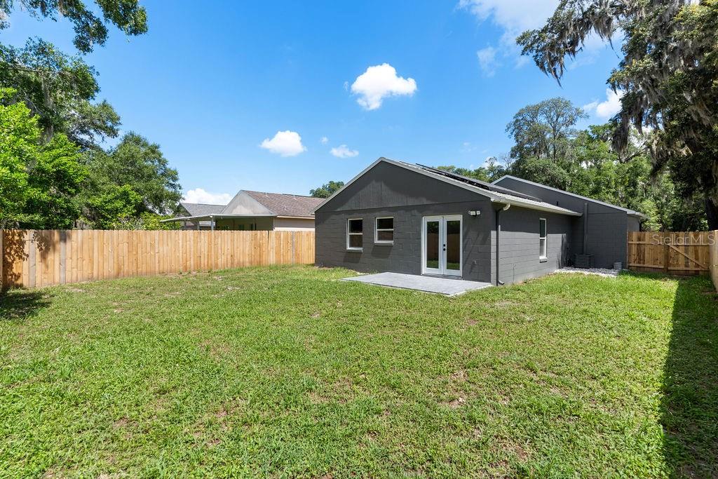 OAKS AT POWERS PARK - Residential