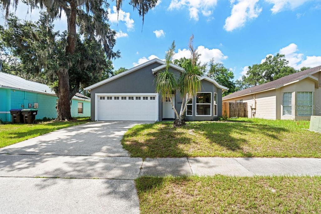 OAKS AT POWERS PARK - Residential