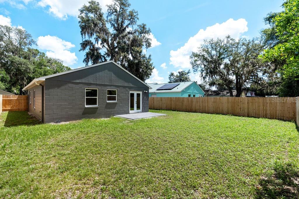 OAKS AT POWERS PARK - Residential