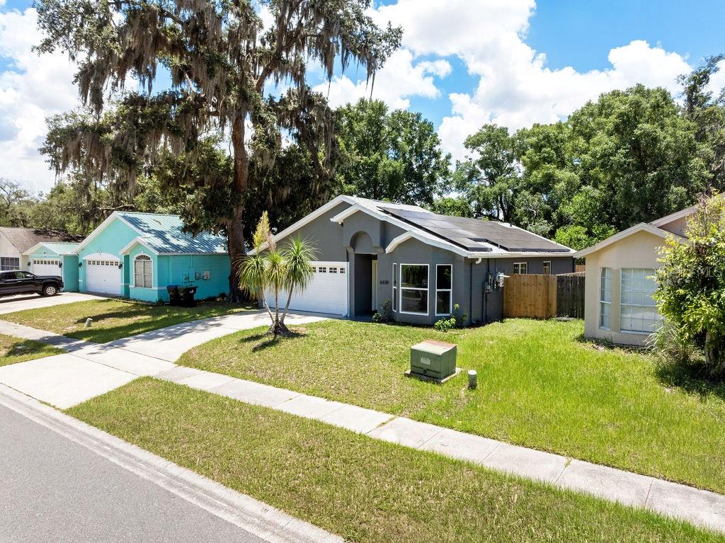 OAKS AT POWERS PARK - Residential