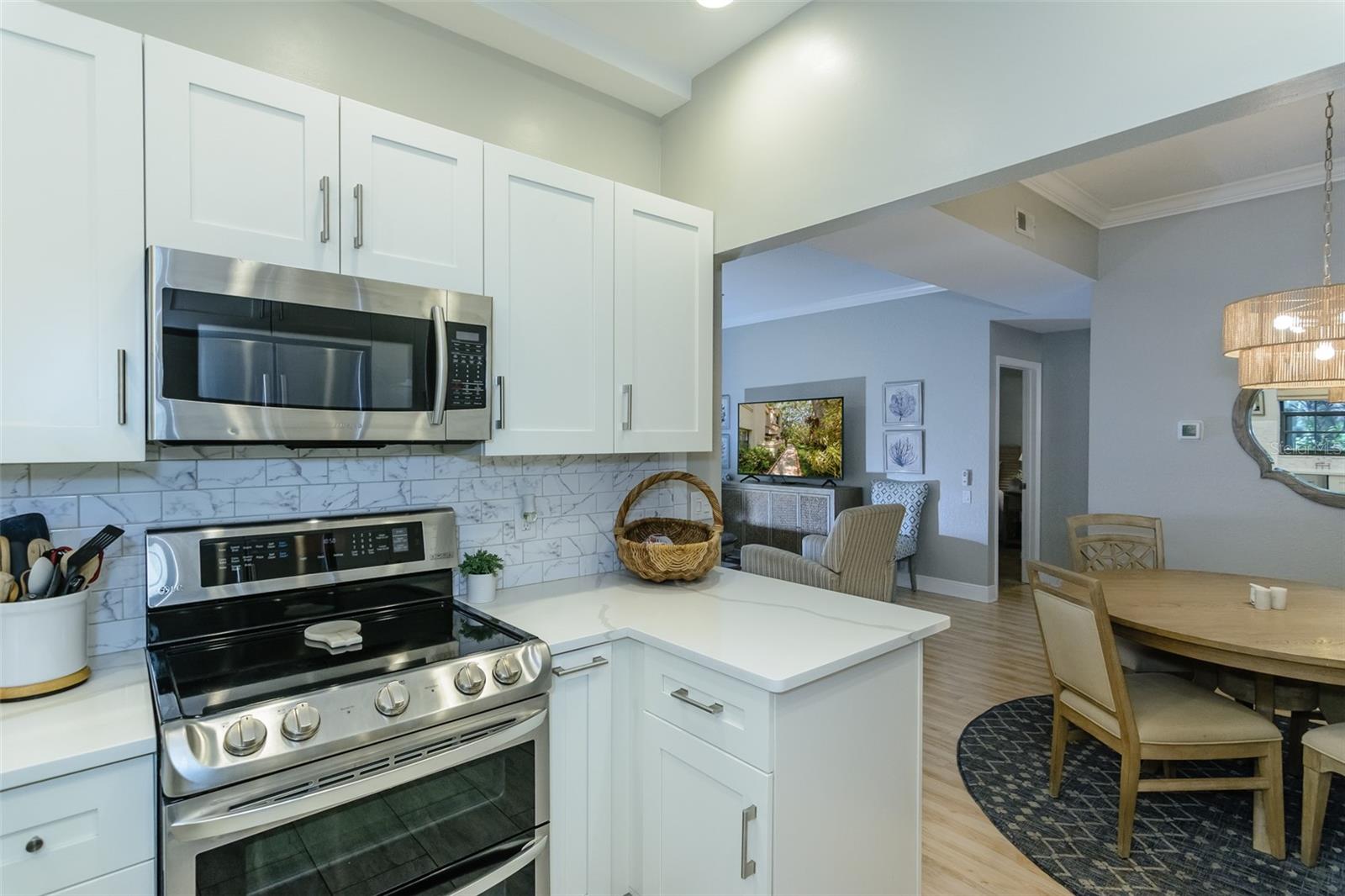 LOS PRADOS CONDO - Residential