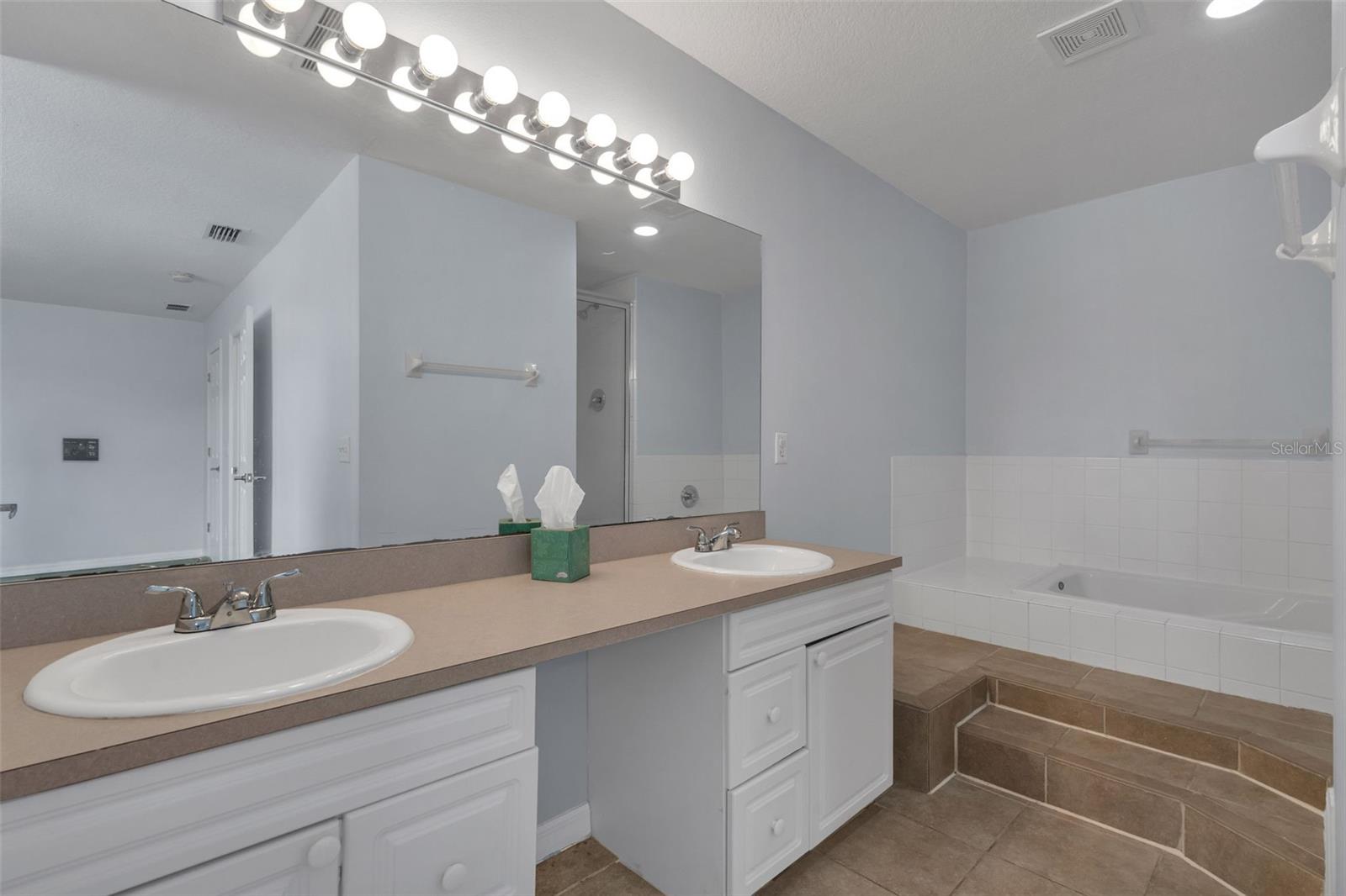 BIMINI BAY PH 02 - Residential