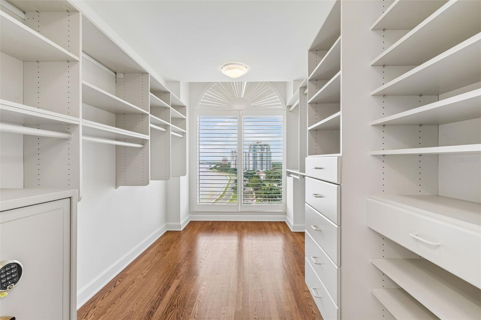 THE STOVALL ON BAYSHORE A CONDO - Residential