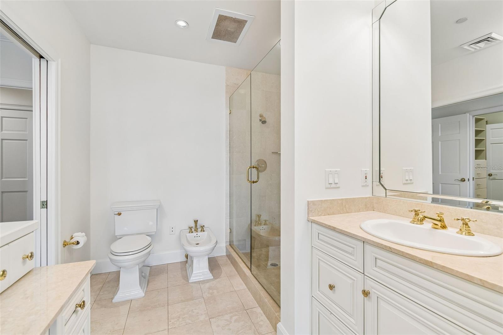 THE STOVALL ON BAYSHORE A CONDO - Residential