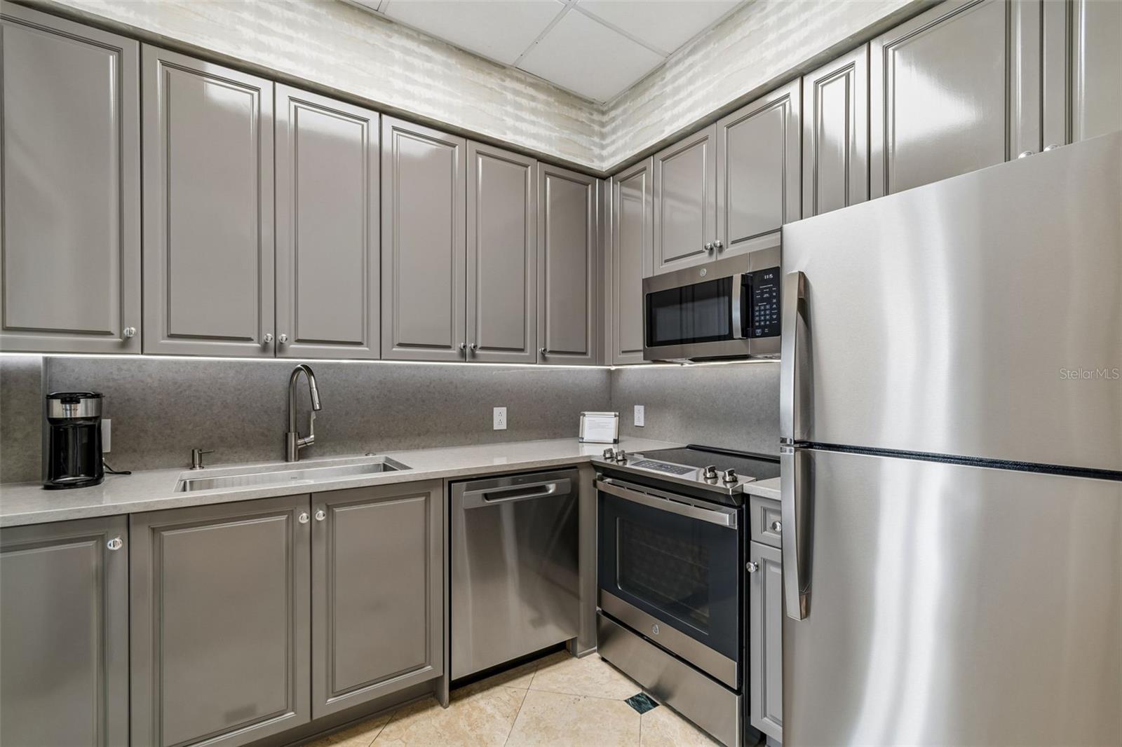 THE STOVALL ON BAYSHORE A CONDO - Residential