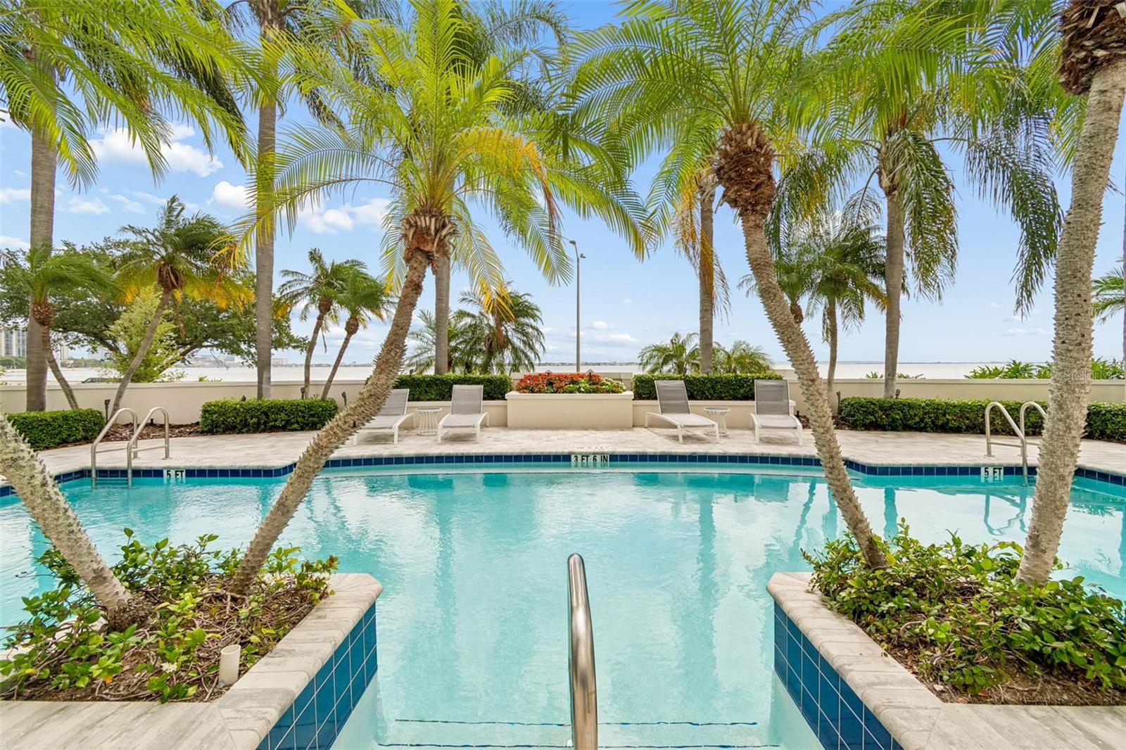 THE STOVALL ON BAYSHORE A CONDO - Residential