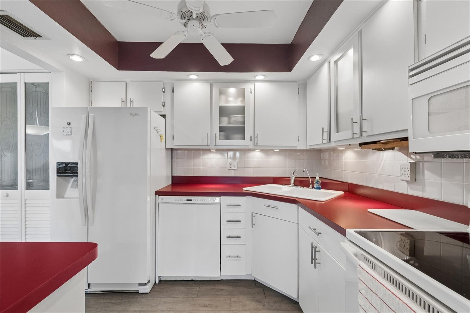 SARABAY COVES CONDO - Residential
