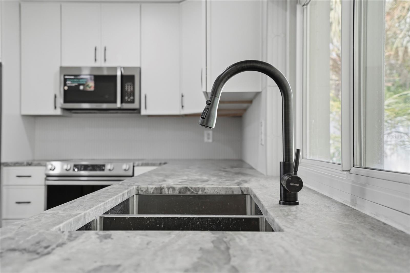 LAKEWOOD ESTATES SEC B - Residential