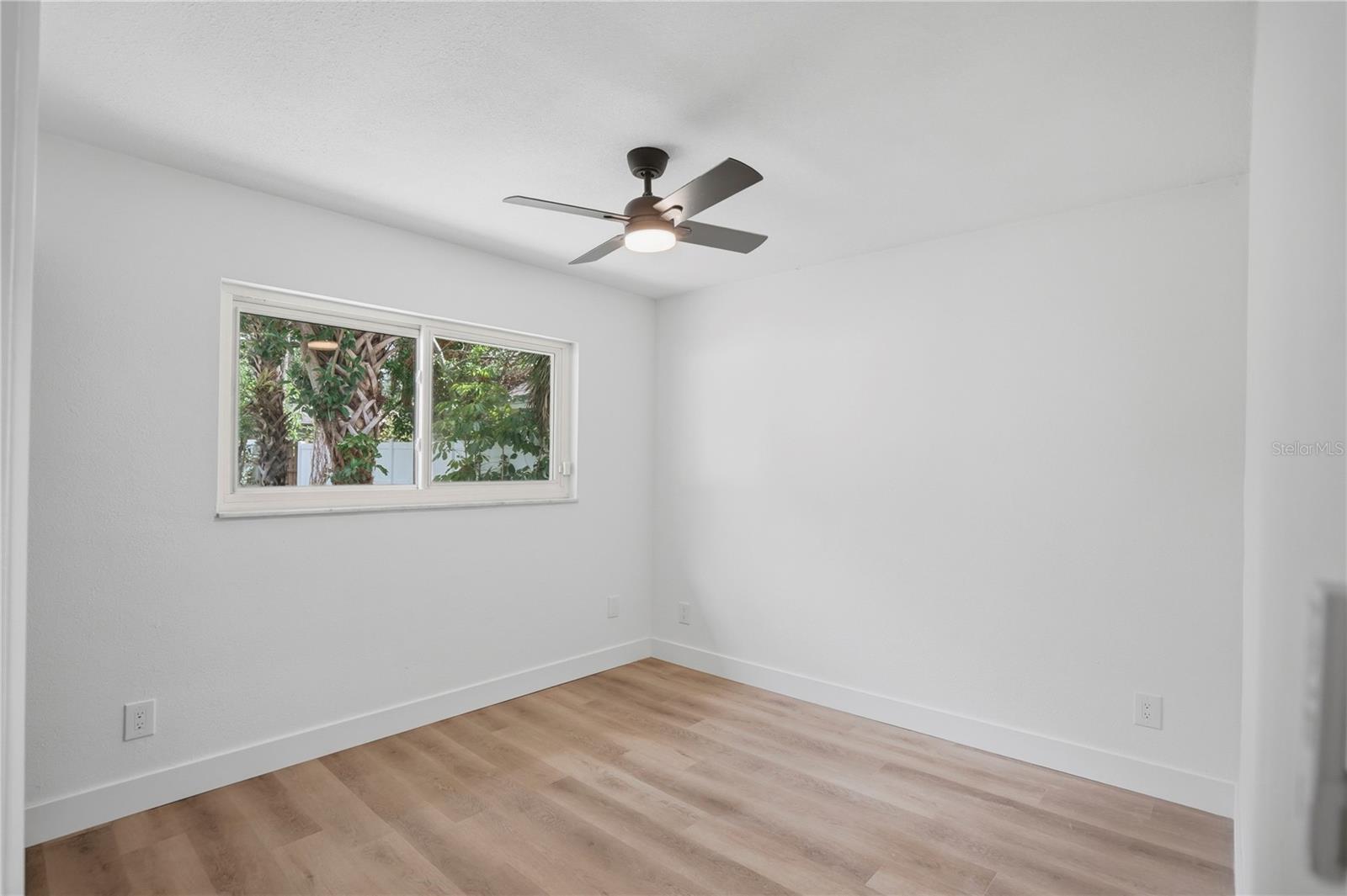 LAKEWOOD ESTATES SEC B - Residential