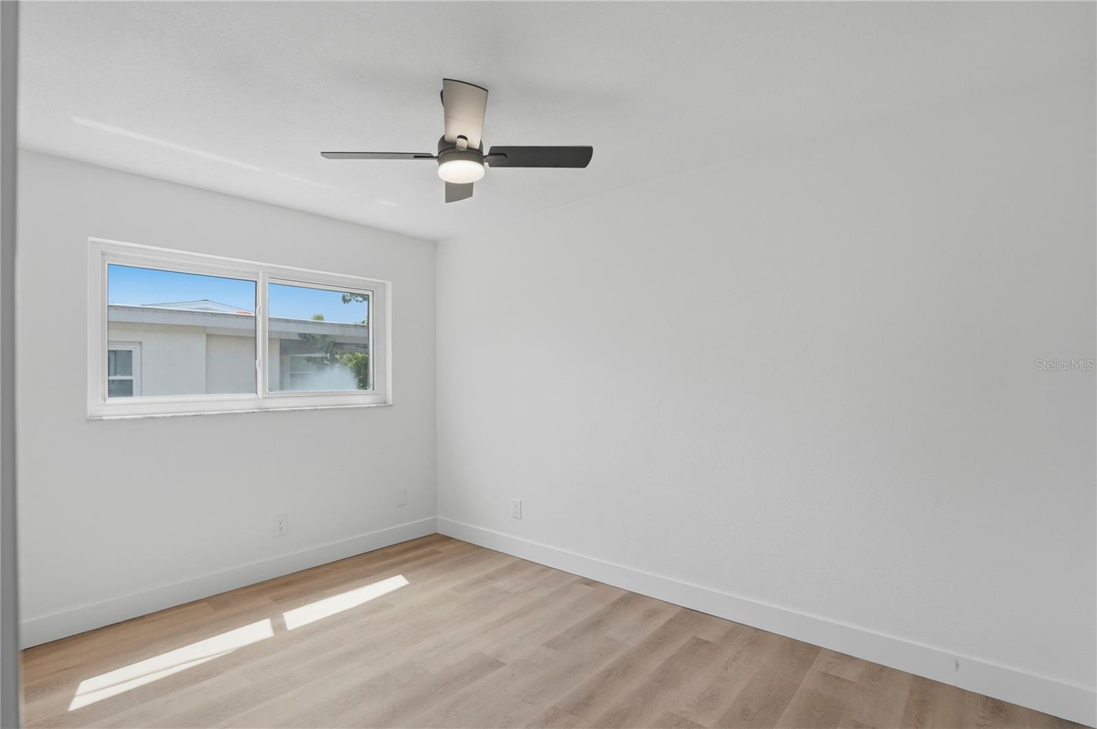 LAKEWOOD ESTATES SEC B - Residential