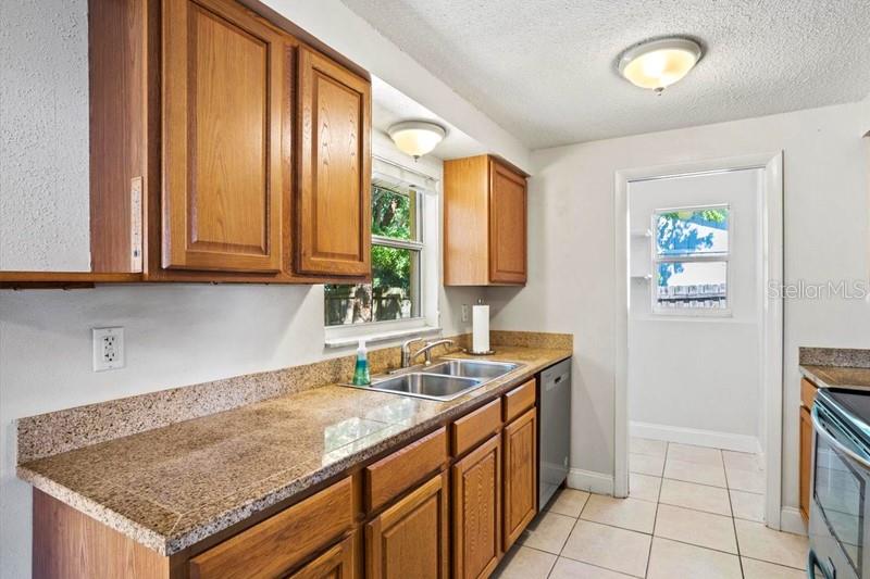 TROPICAL HIGHLANDS AMD - Residential