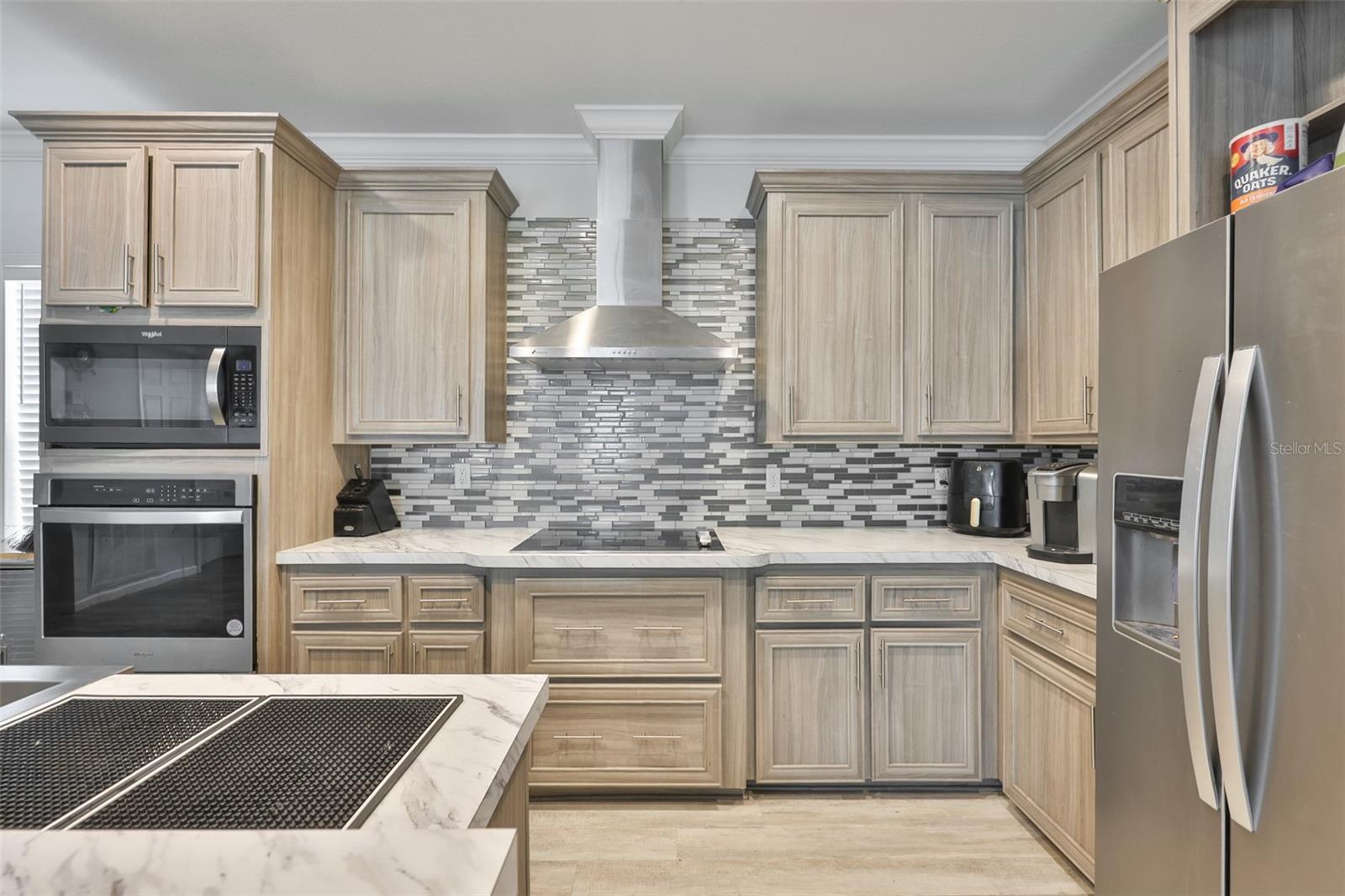 LARGO LAKE VILLAS - Residential