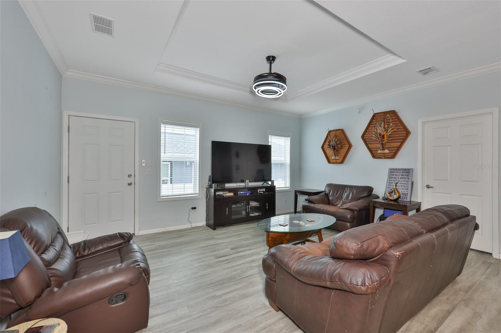 LARGO LAKE VILLAS - Residential