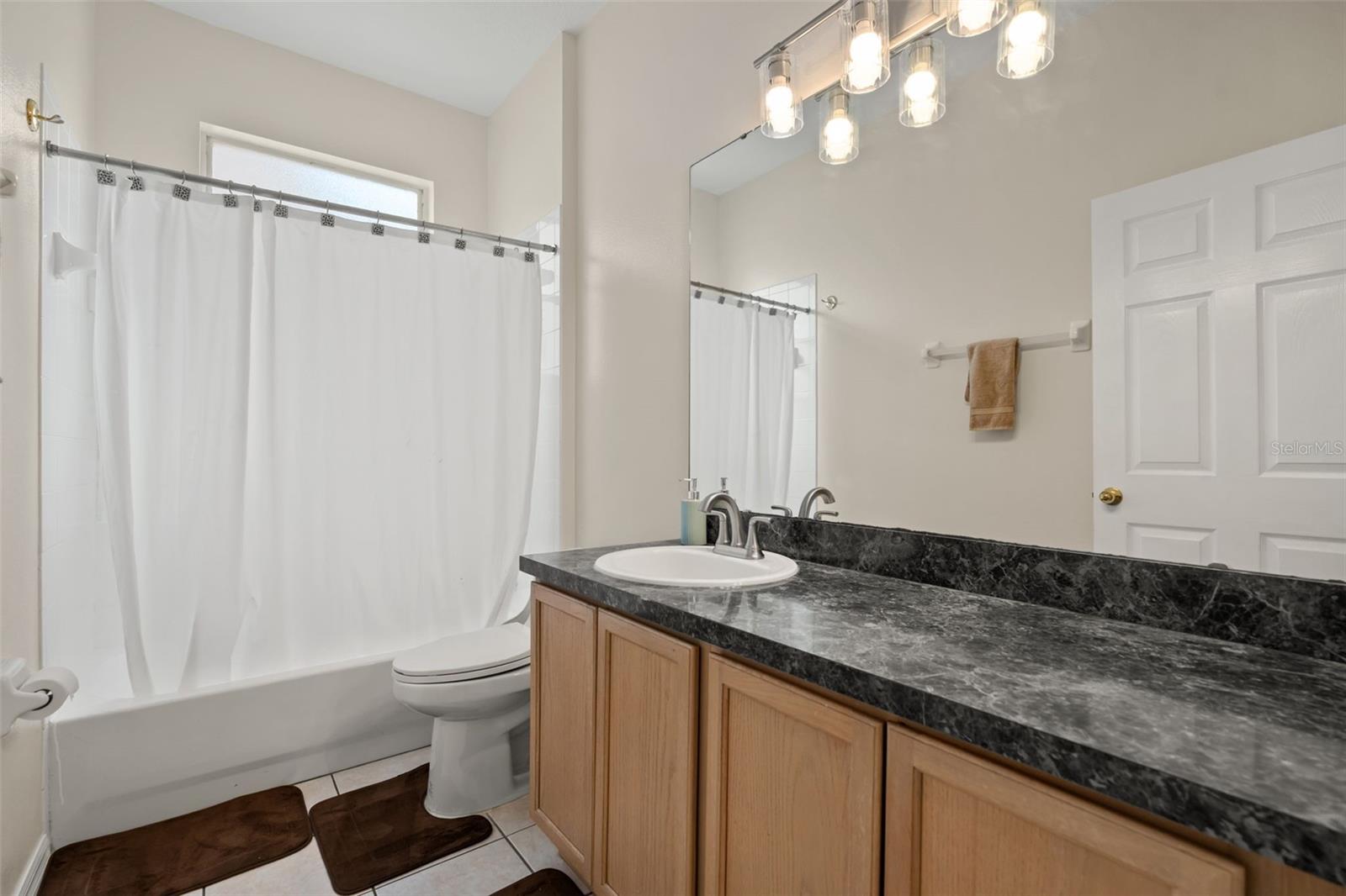 UNIVERSITY PINES - Residential
