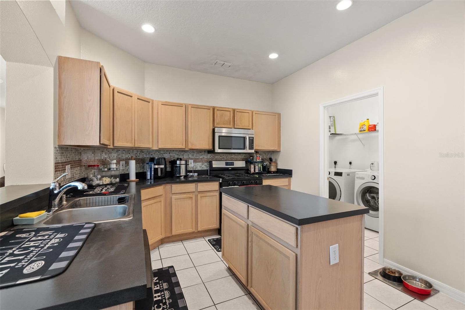 UNIVERSITY PINES - Residential