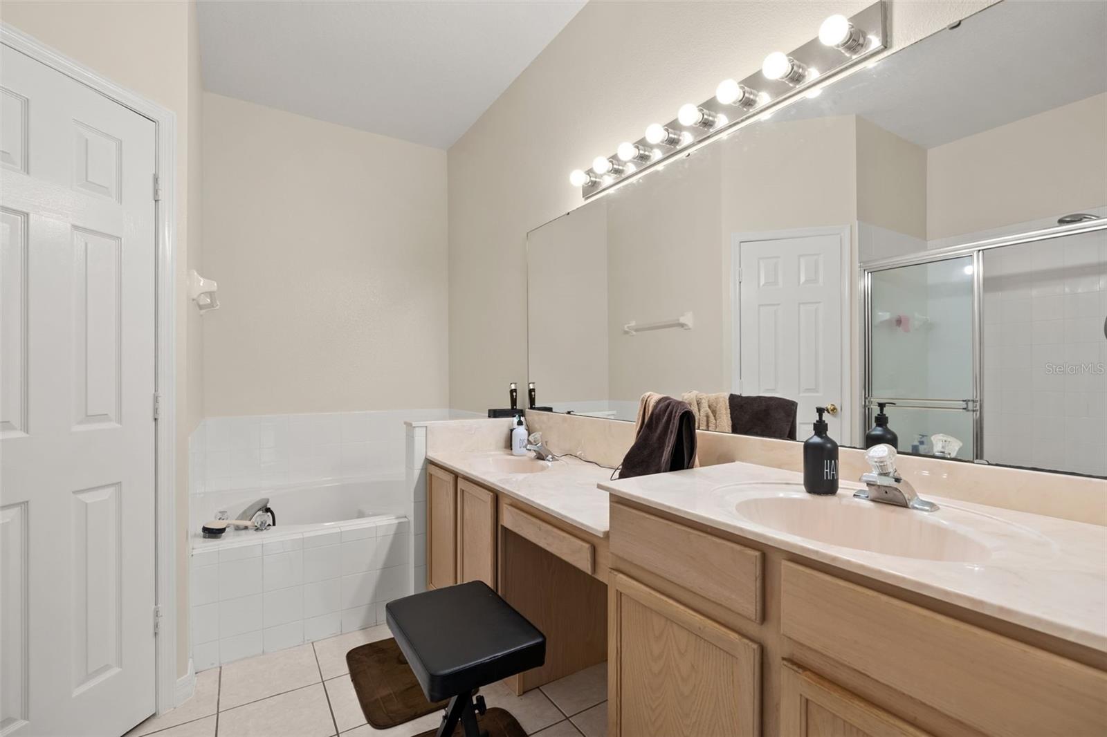 UNIVERSITY PINES - Residential