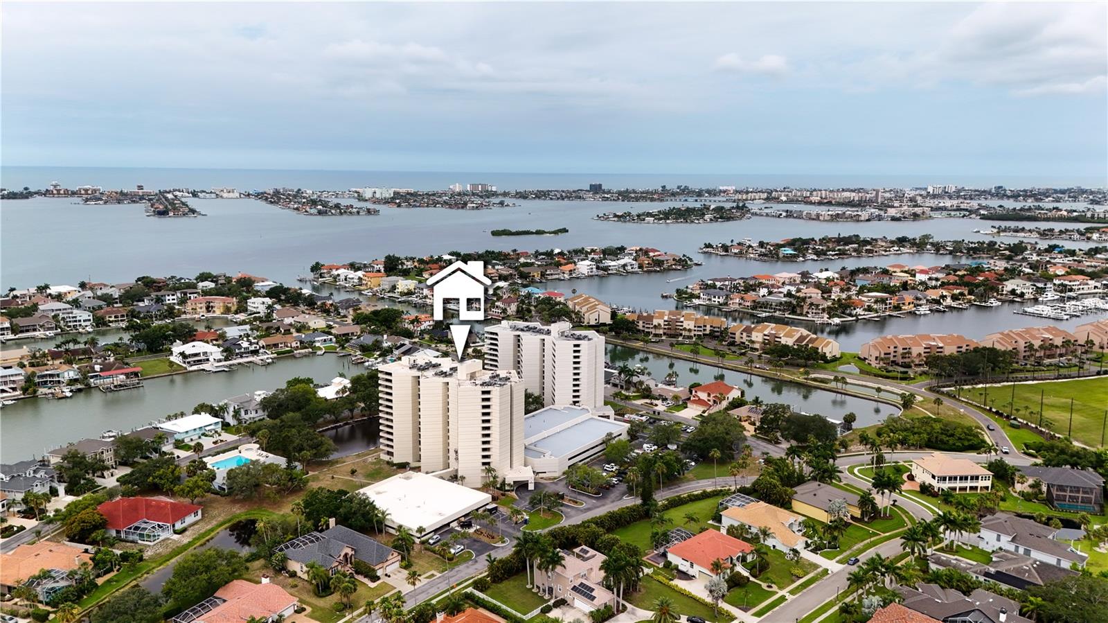 PELICAN BAY YACHT CLUB CONDO BLDG B - Residential