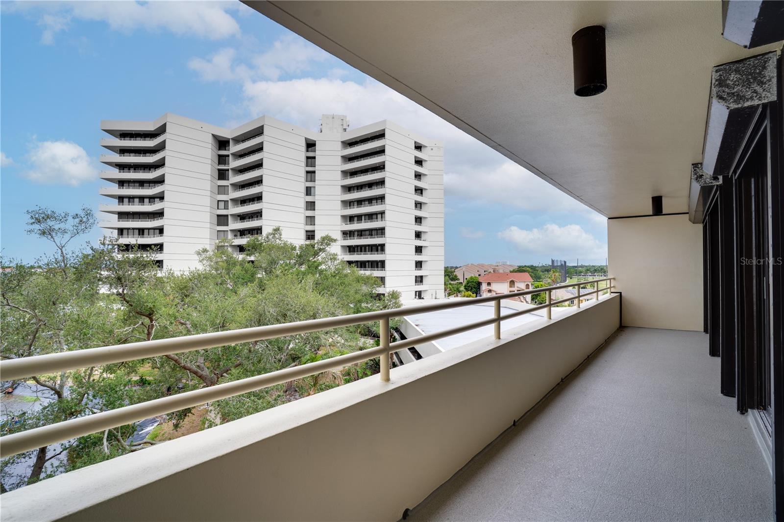 PELICAN BAY YACHT CLUB CONDO BLDG B - Residential