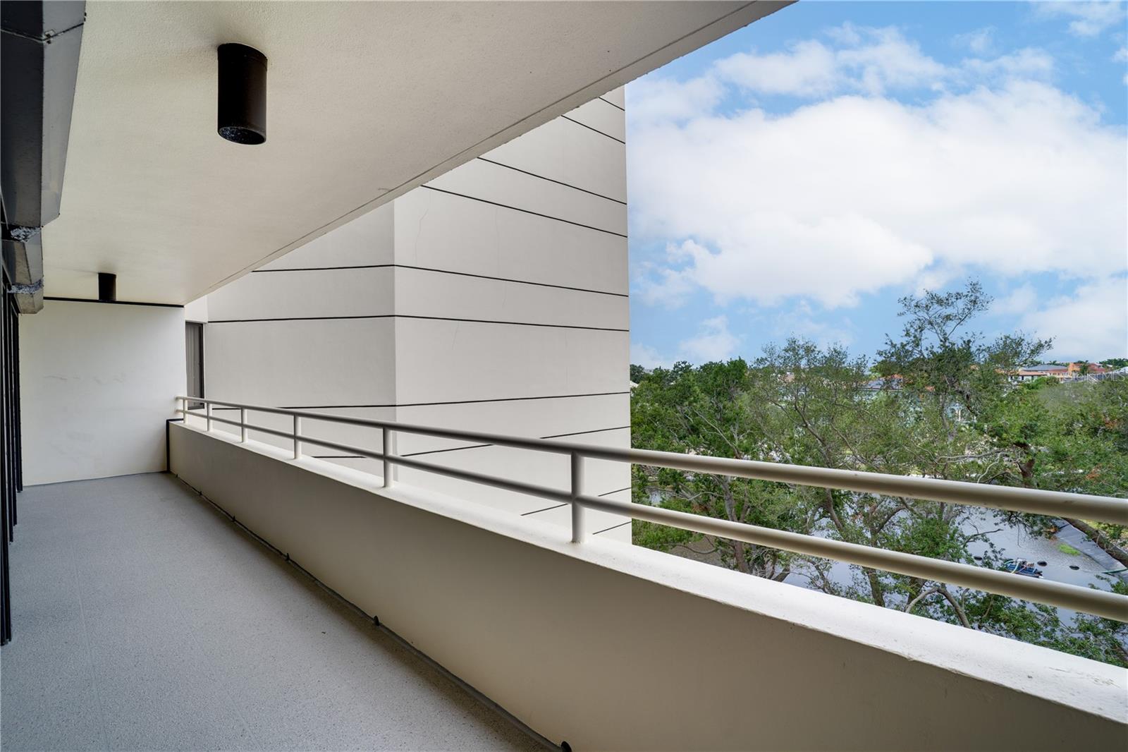 PELICAN BAY YACHT CLUB CONDO BLDG B - Residential