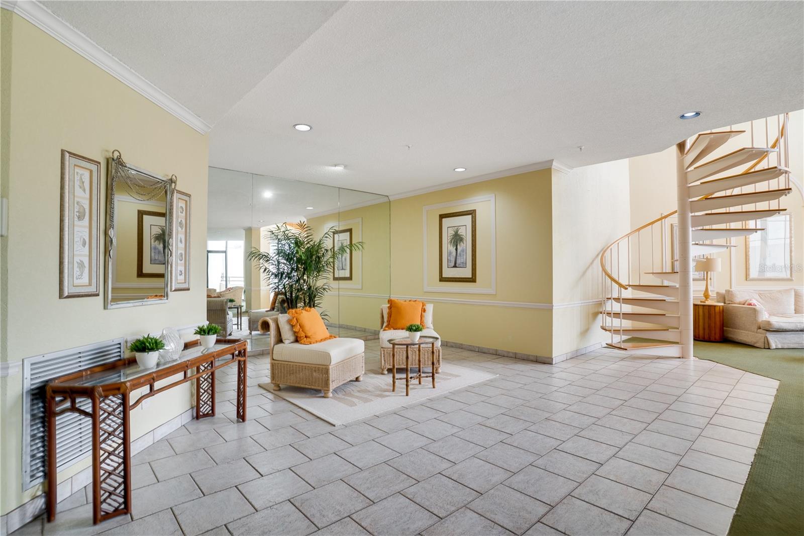 PELICAN BAY YACHT CLUB CONDO BLDG B - Residential
