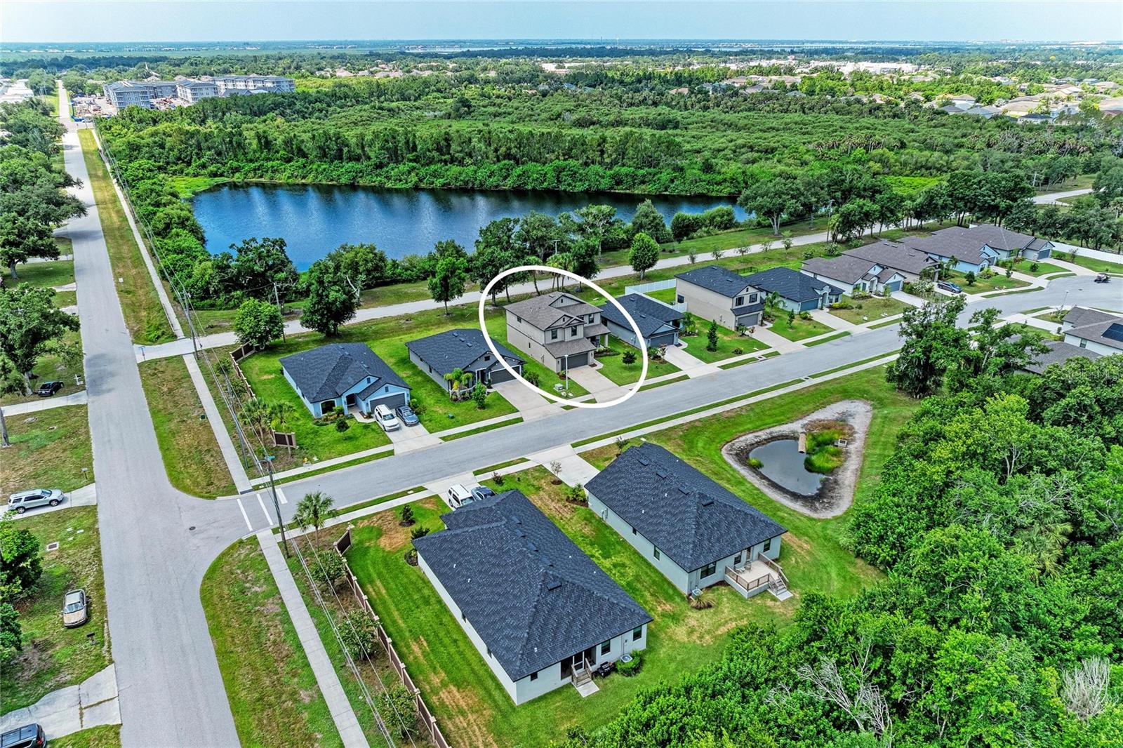 GRAND OAK PRESERVE FKA THE PONDS - Residential