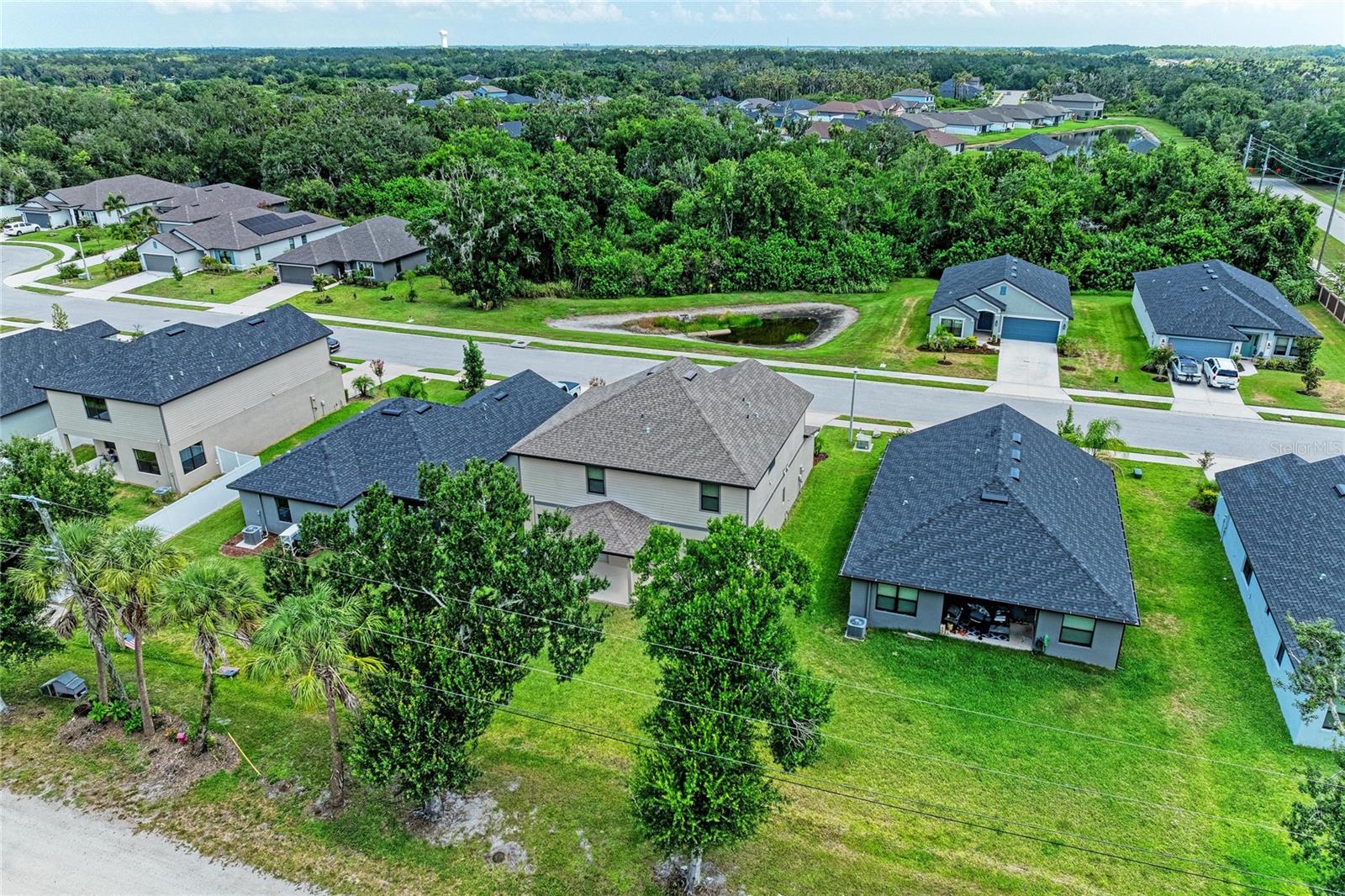 GRAND OAK PRESERVE FKA THE PONDS - Residential