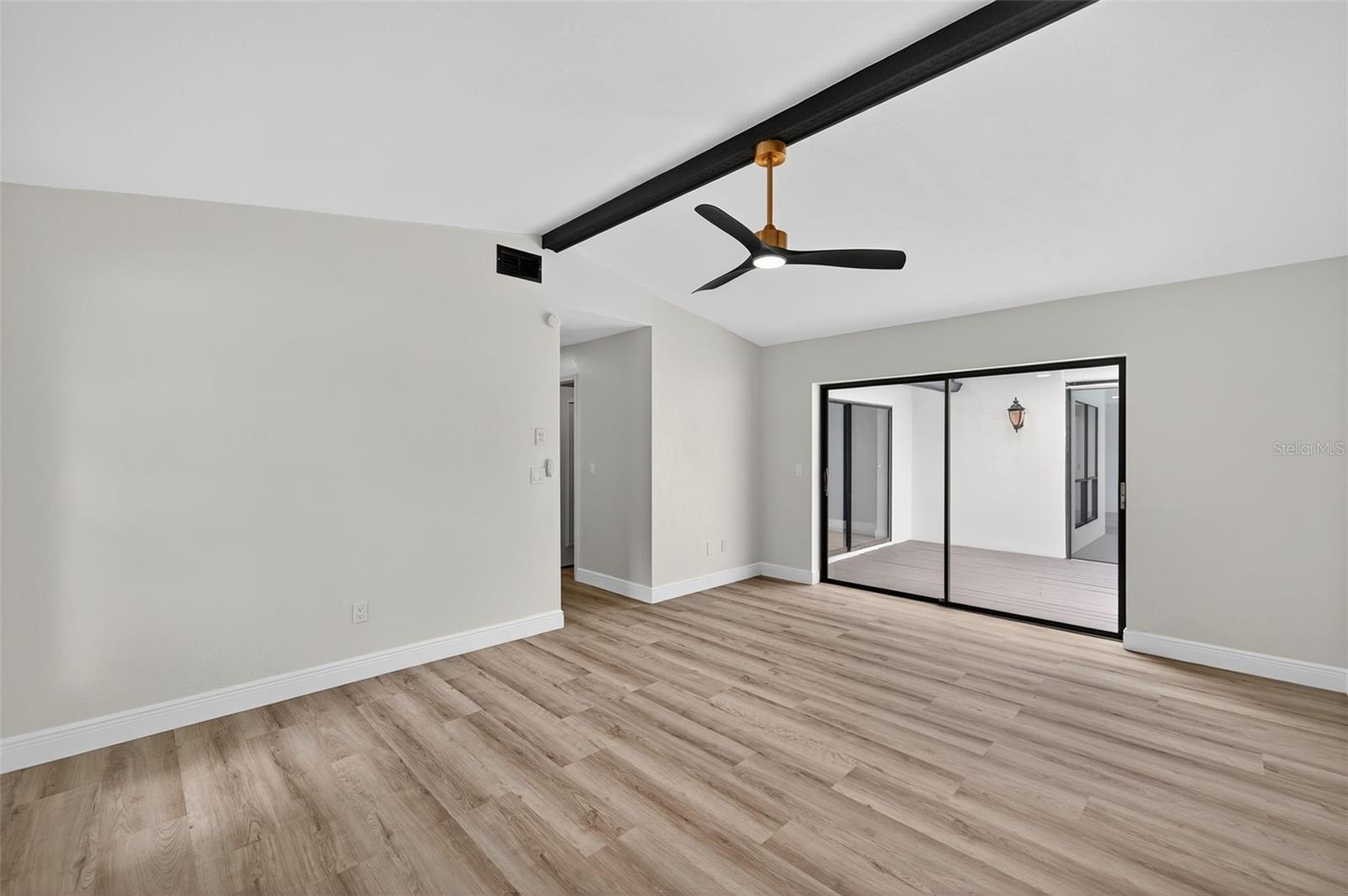 BRIARWOODS - Residential