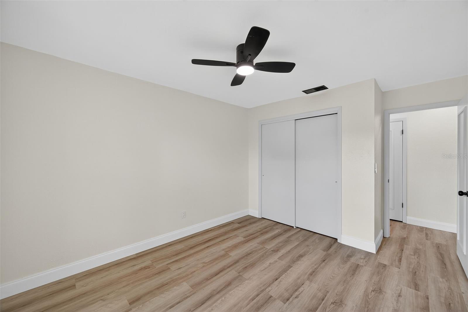 BRIARWOODS - Residential