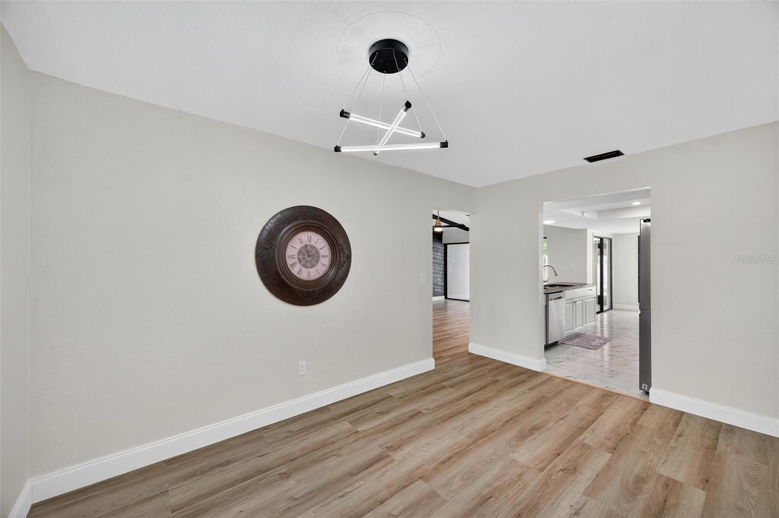 BRIARWOODS - Residential