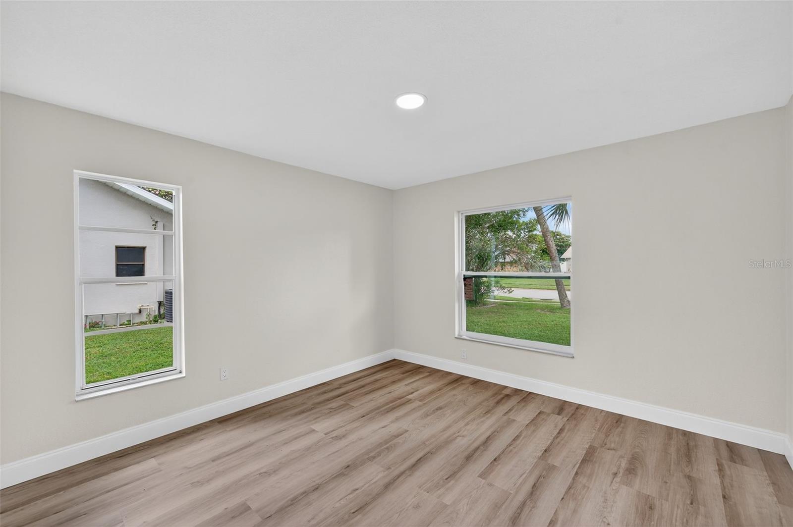 BRIARWOODS - Residential