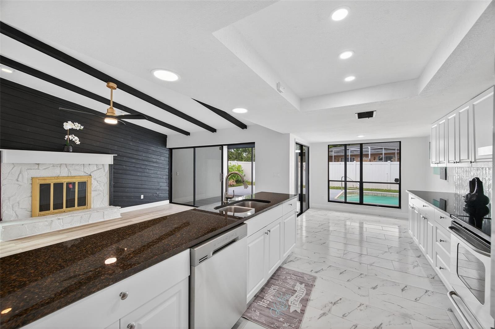 BRIARWOODS - Residential