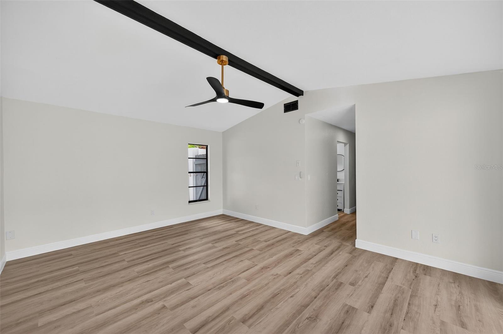 BRIARWOODS - Residential