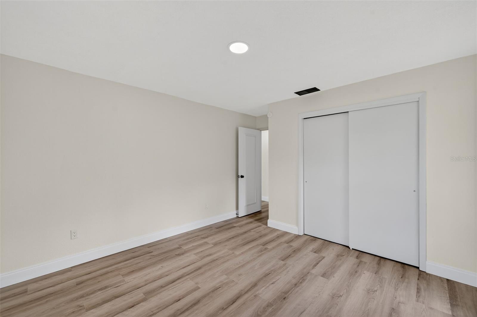 BRIARWOODS - Residential