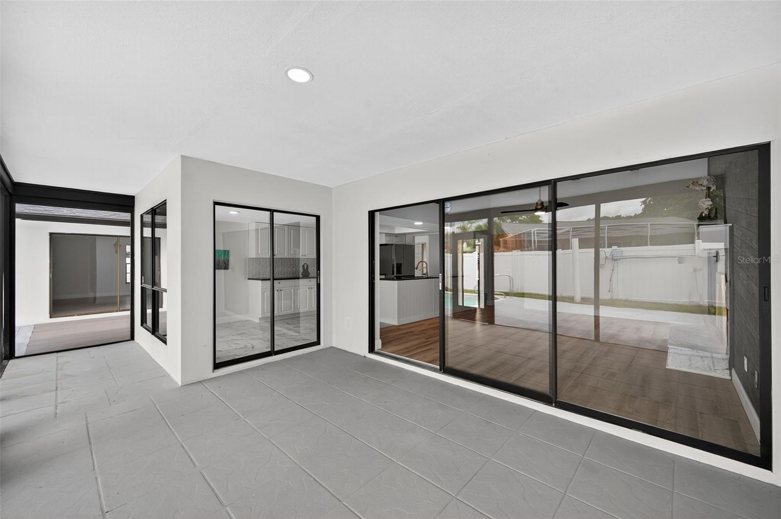 BRIARWOODS - Residential