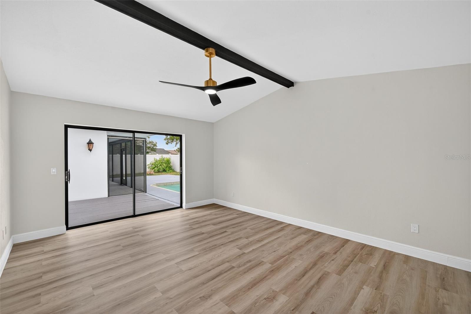 BRIARWOODS - Residential