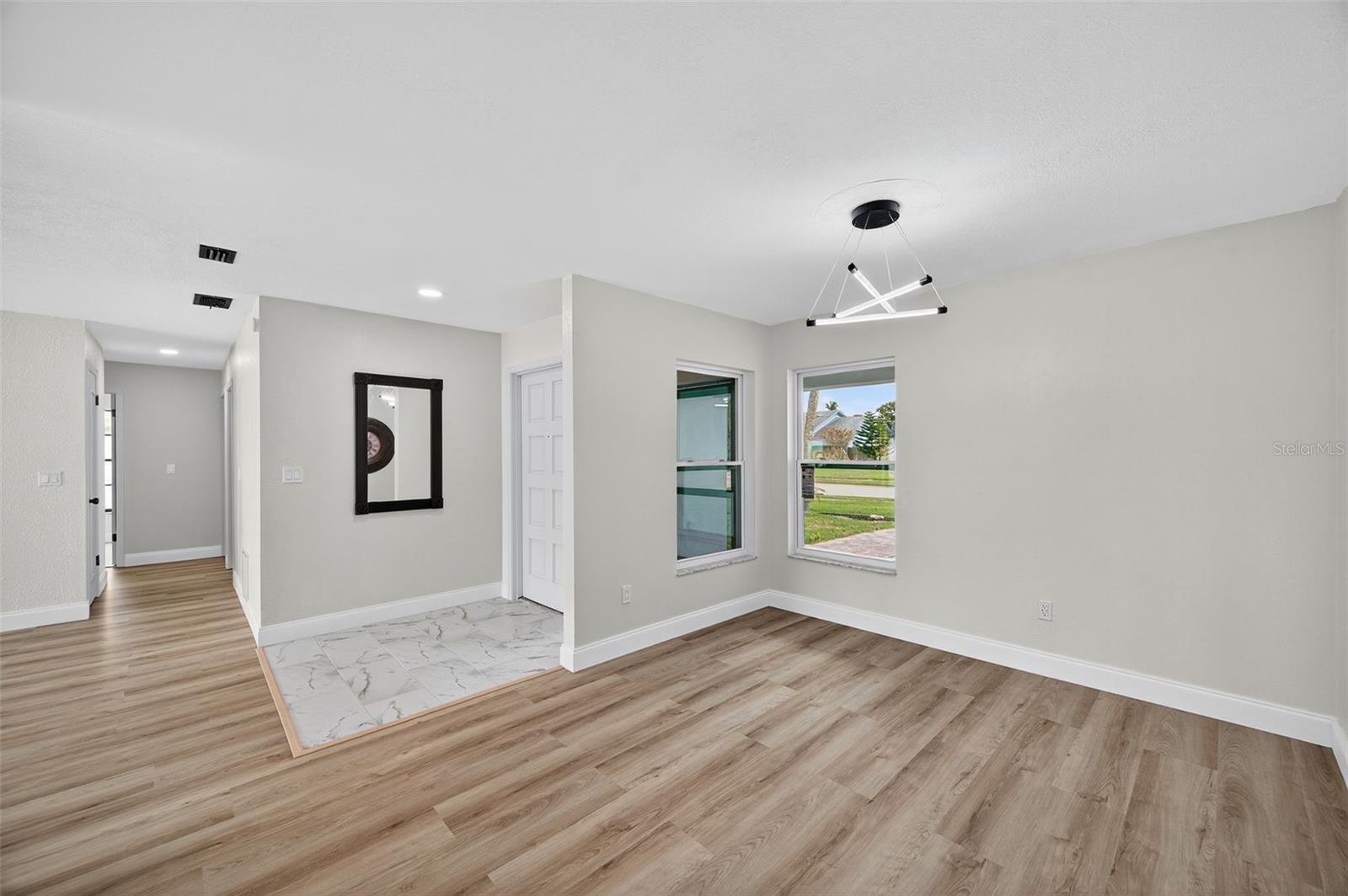 BRIARWOODS - Residential