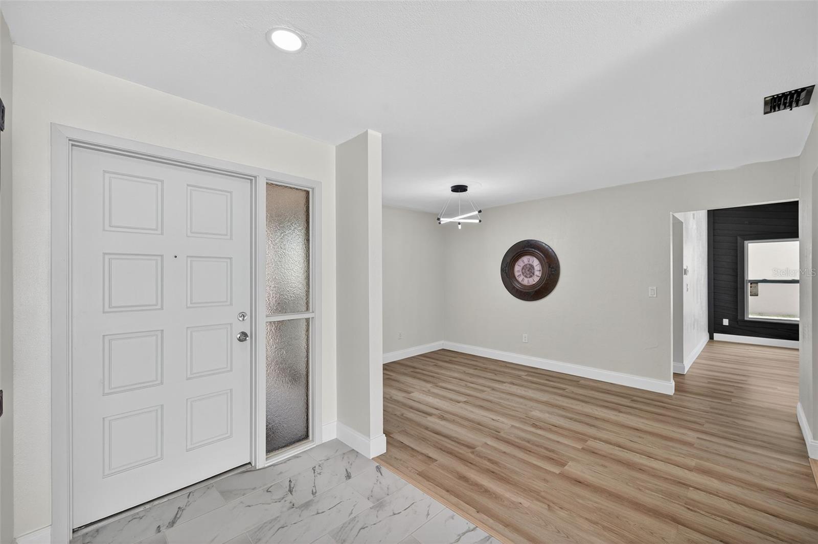 BRIARWOODS - Residential
