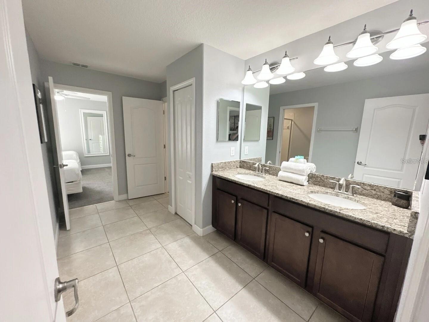 STONEYBROOK SOUTH PH G-1 PB 23 PG45-49 LOT 81 - Residential