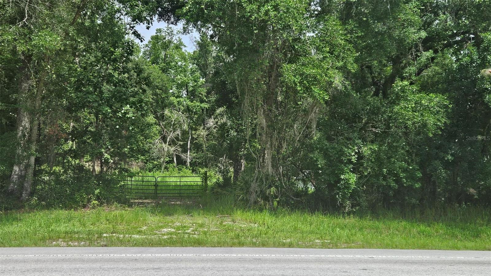 Commercial Vacant Land – 1.8 Acres | Heavy Highway Commercial
Prime 1.8-acre commercial development opportunity with PDP (HHC) Heavy Highway Commercial zoning, consistent with C-4 zoning, allowing for a wide range of commercial uses.
Strategically positioned just 0.1 miles from U.S. Route 98 / Ponce De Leon Boulevard and approximately 4.4 miles from Cortez Boulevard, this site offers excellent access and visibility in a growing commercial corridor.
Property highlights include:
* 1.8 acres of vacant land
* PDP (HHC) Heavy Highway Commercial zoning (consistent with C-4)
* Strong accessibility to major transportation routes
* Average Daily Traffic Count: 11,500 vehicles
* Light Manufacturing
* Ideal for automotive repair, truck and tractor sales/service/repair, construction Service Establishment, landscaping. 
* Convenient location with strong regional connectivity

This is a great opportunity for investors, developers, or owner-users seeking a commercial site for uses too intense for typical C1/C2 sites but still in an area with Moderate to High DOT Traffic counts. (Refer to Hernando County zoning to verify all PDP (HHC) allowed uses and possible special exceptions.)