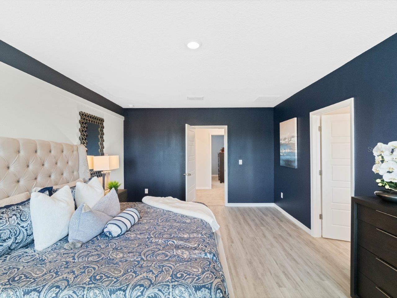HARMONY ON LAKE ELOISE - Residential