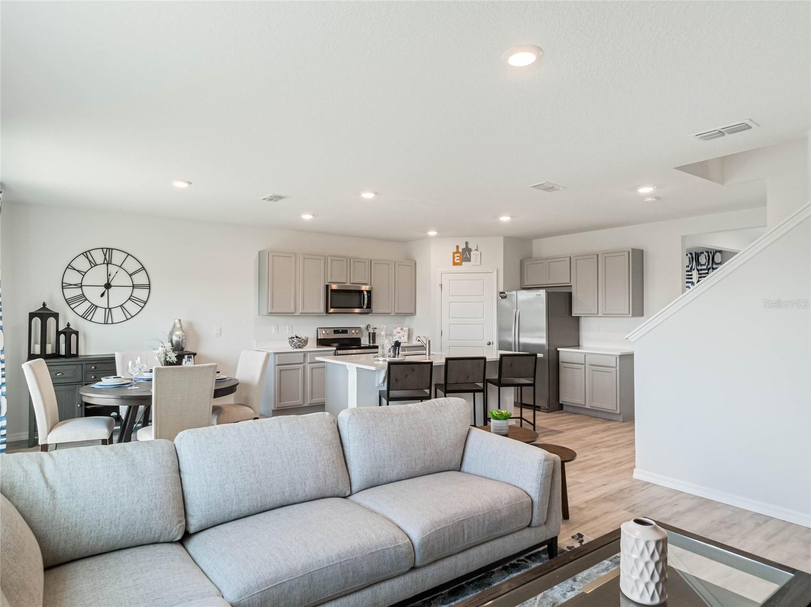 HARMONY ON LAKE ELOISE - Residential