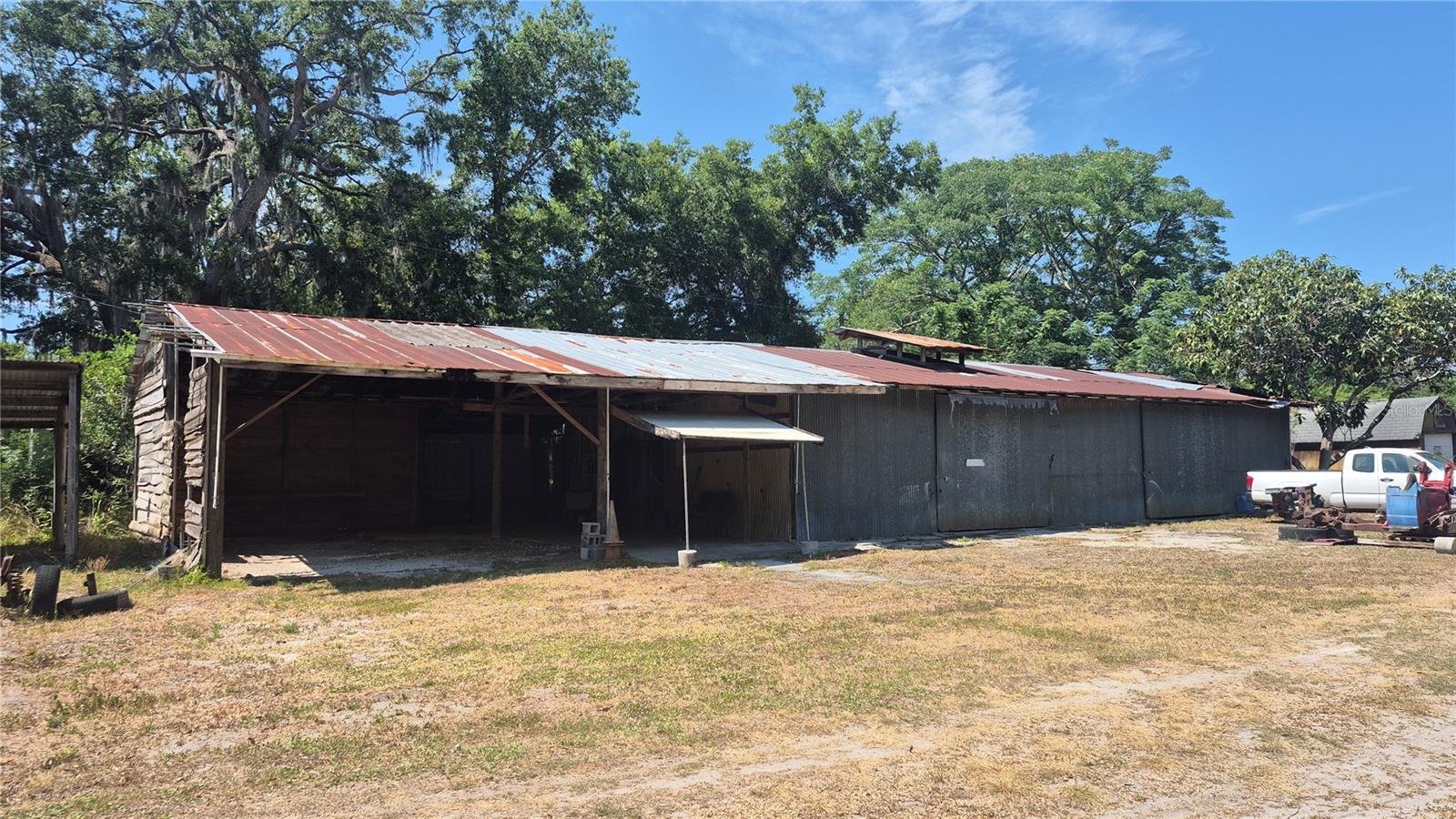 MOON LAKE ESTATES - Residential