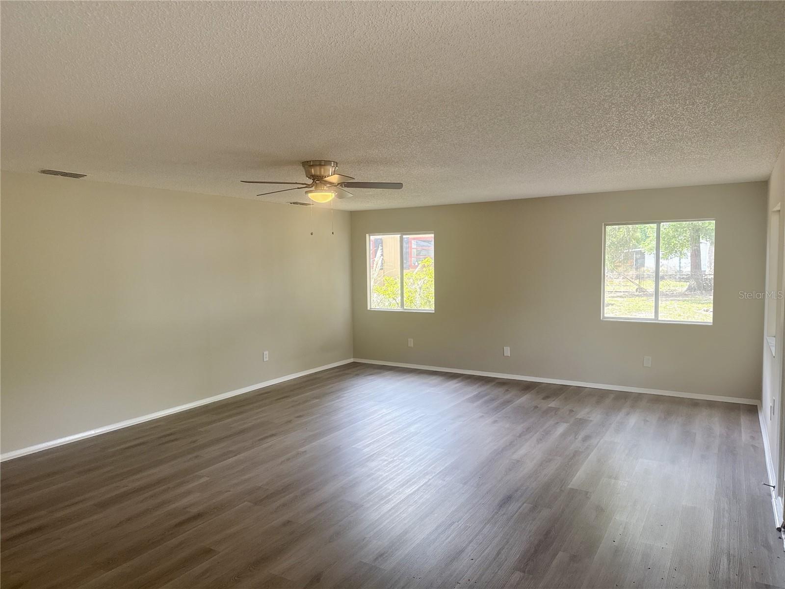 OAK COVE - Residential