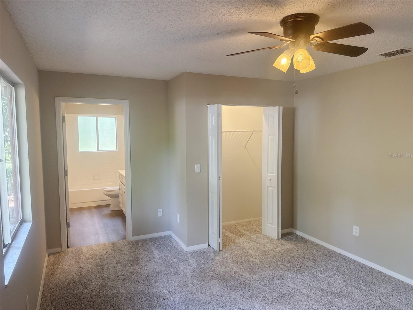 OAK COVE - Residential