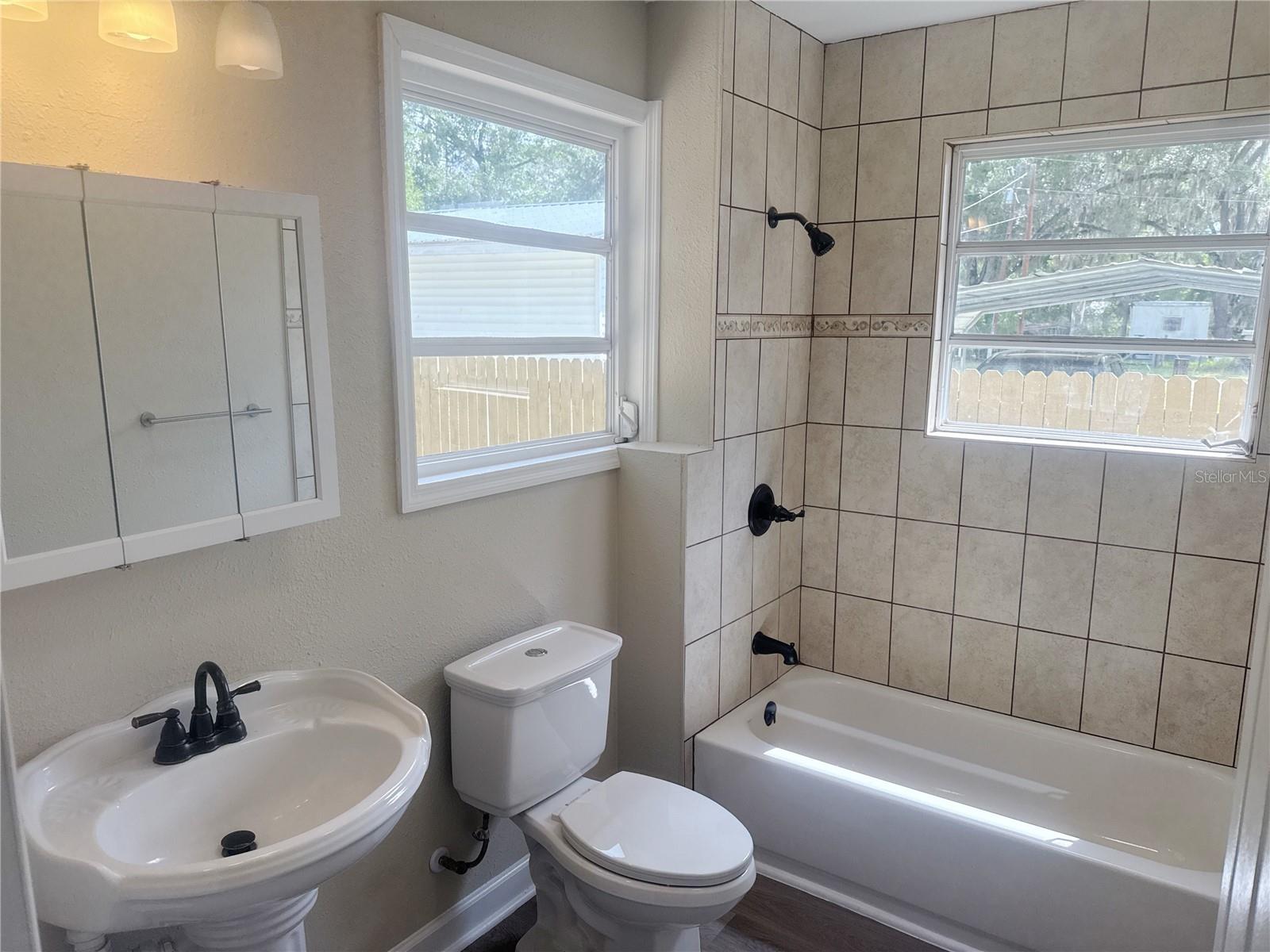 OAK COVE - Residential