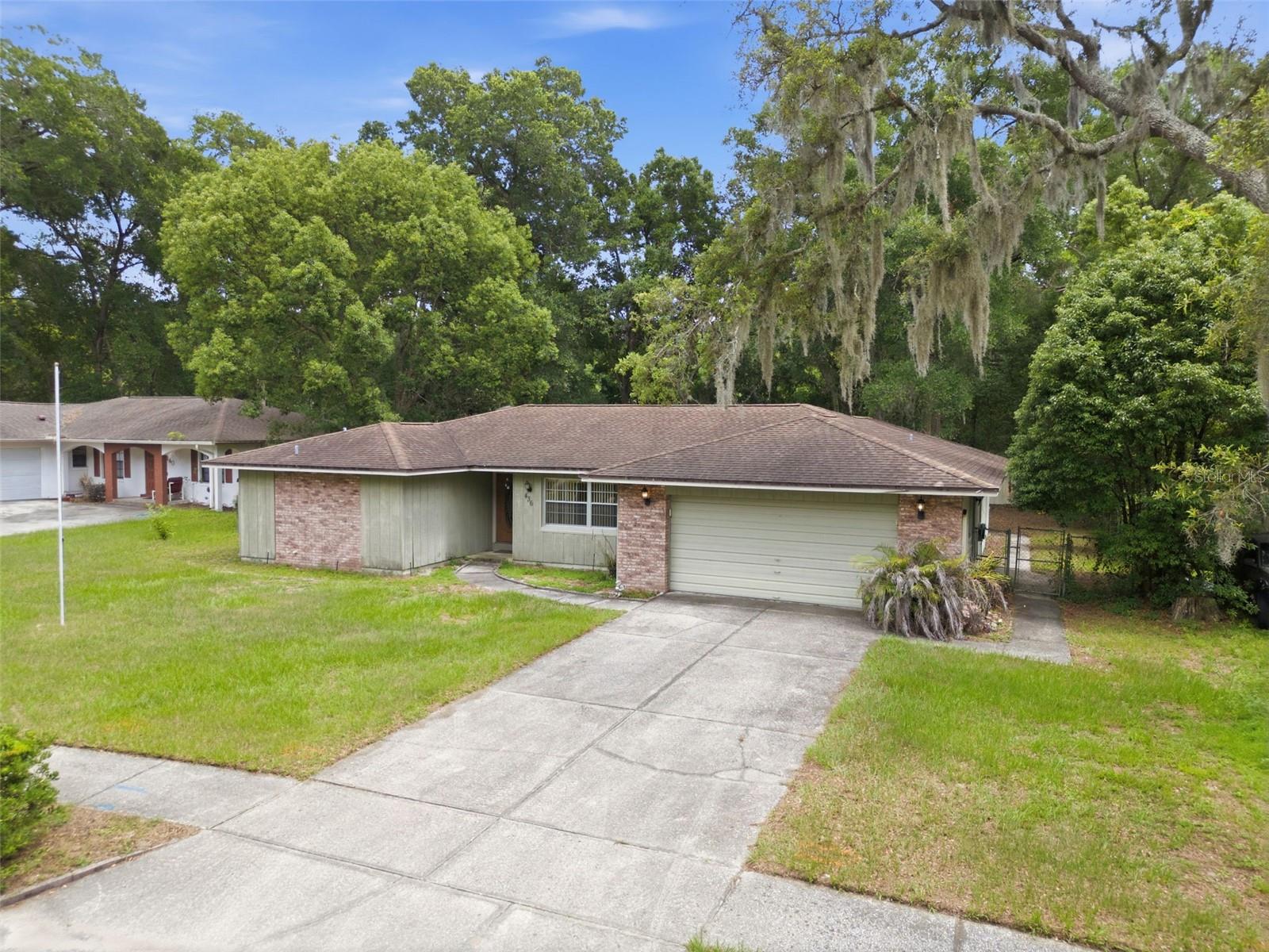 ROLLING OAKS - Residential